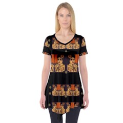 Geisha With Friends In Lotus Garden Having A Calm Evening Short Sleeve Tunic  by pepitasart