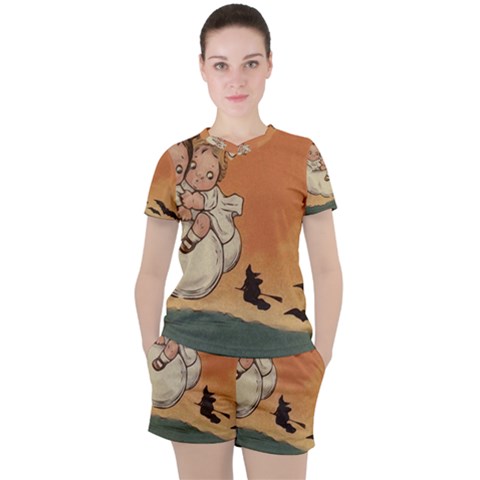 Halloween 1461955 1920 Women s Tee And Shorts Set by vintage2030