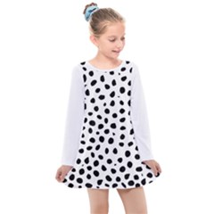  Black And White Seamless Cheetah Spots Kids  Long Sleeve Dress by LoolyElzayat