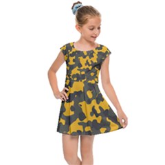 Camouflage Jaune/vert  Kids  Cap Sleeve Dress by kcreatif