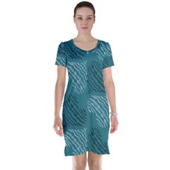 Seamless-pattern Short Sleeve Nightdress