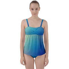 Color-bubbly Twist Front Tankini Set by nateshop