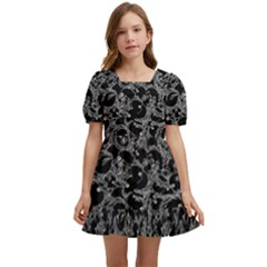 Black And Alien Drawing Motif Pattern Kids  Short Sleeve Dolly Dress by dflcprintsclothing